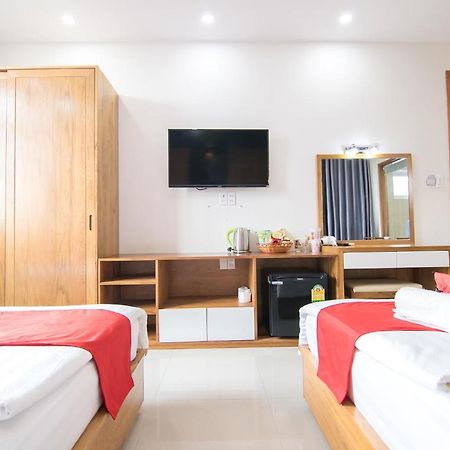 Reddoorz Plus Near Lotte Mart Cong Hoa TP. Hồ Chí Minh Ngoại thất bức ảnh