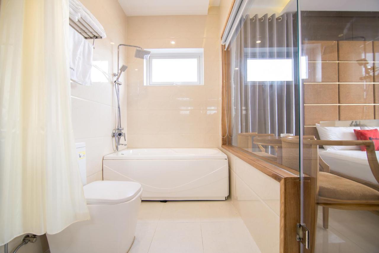 Reddoorz Plus Near Lotte Mart Cong Hoa TP. Hồ Chí Minh Ngoại thất bức ảnh