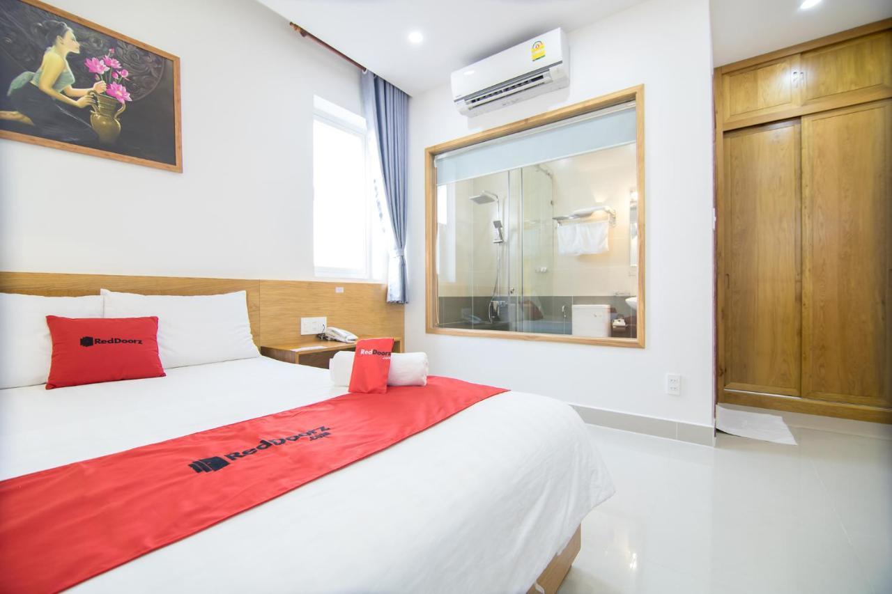 Reddoorz Plus Near Lotte Mart Cong Hoa TP. Hồ Chí Minh Ngoại thất bức ảnh