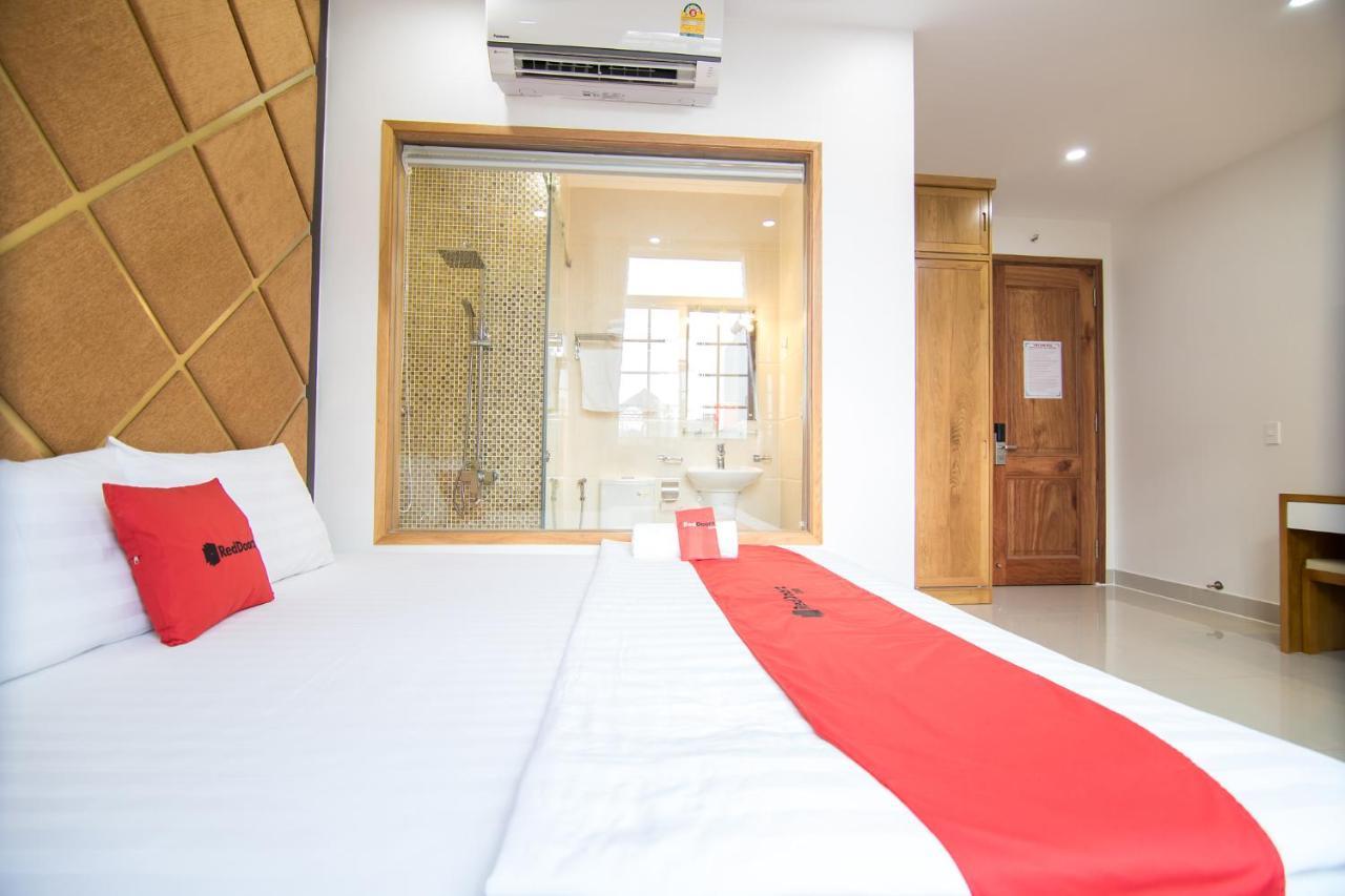 Reddoorz Plus Near Lotte Mart Cong Hoa TP. Hồ Chí Minh Ngoại thất bức ảnh